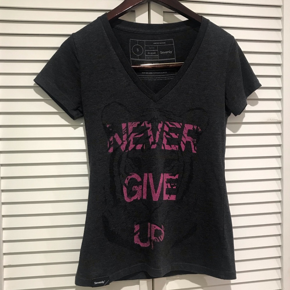 Sevenly + NEGU v-neck t-shirt, size S
